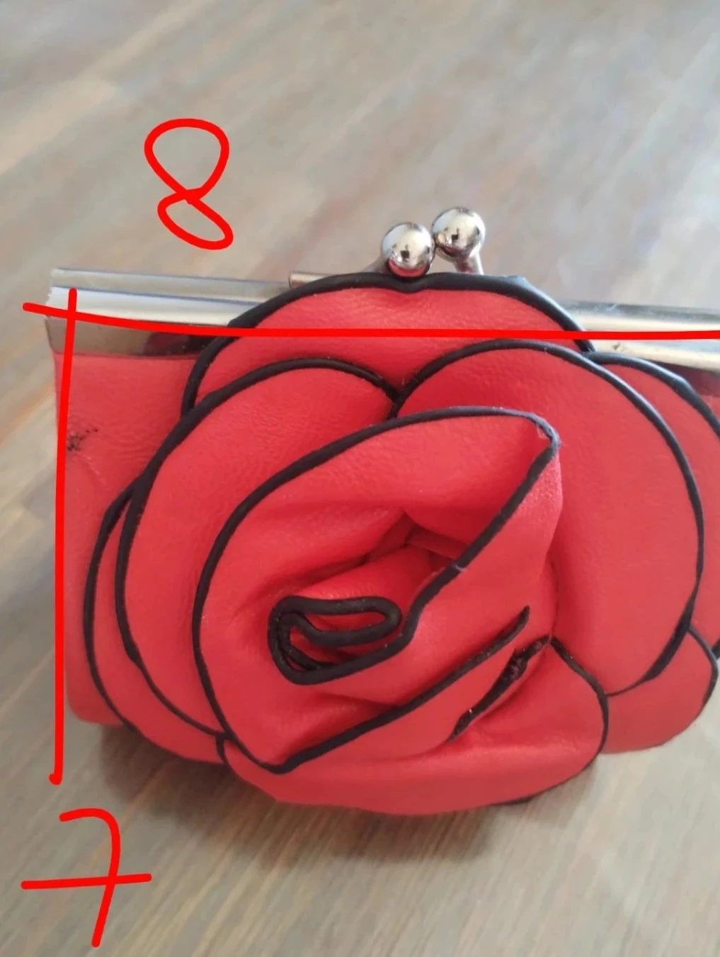 Set of two red flower embossed coin purses – photo 9